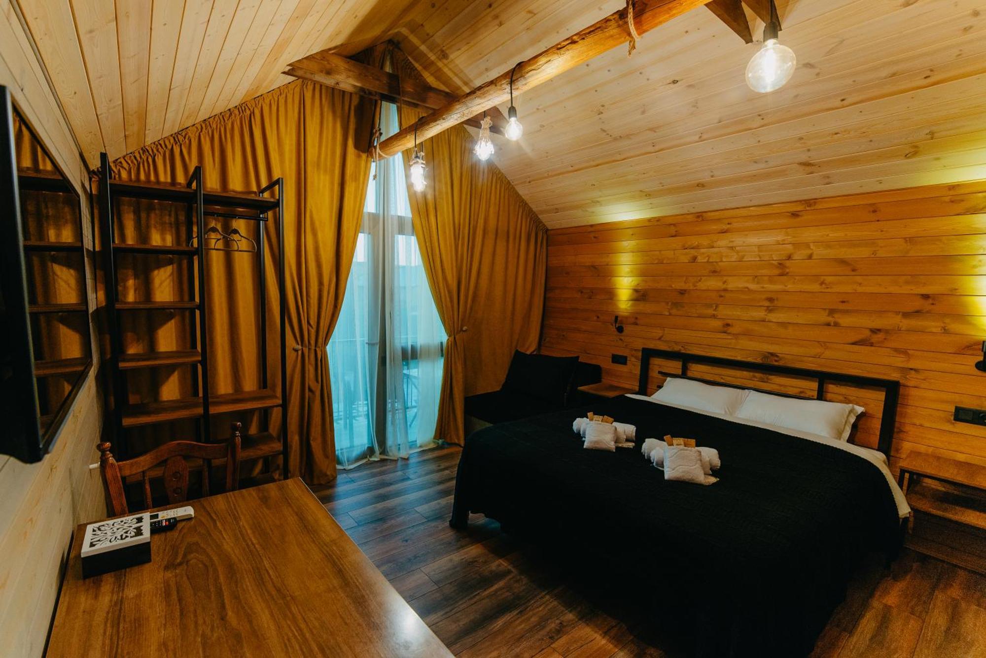 Wanderholic Hotel Telavi Kültér fotó